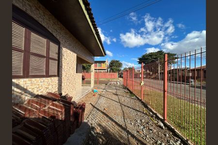 Área externa de casa para alugar com 4 quartos, 370m² em Estância Velha, Canoas