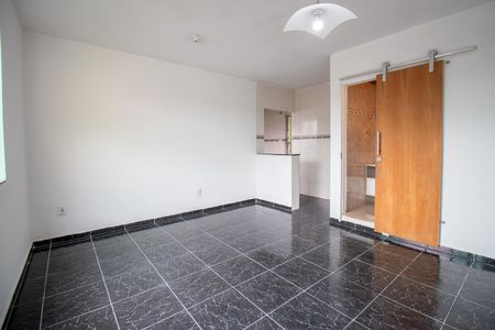 Sala de casa para alugar com 2 quartos, 90m² em Irajá, Rio de Janeiro