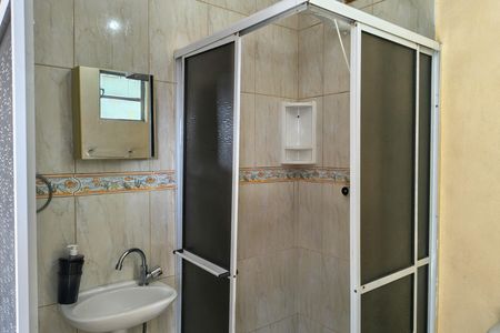 Casa para alugar com 80m², 2 quartos e 2 vagasBanheiro da Suíte 