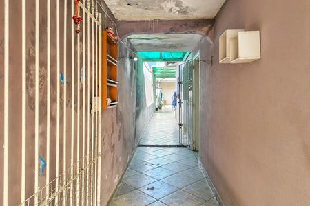Casa para alugar com 80m², 2 quartos e 2 vagasCorredor