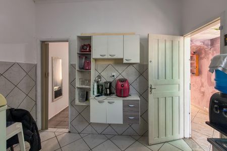 Casa para alugar com 80m², 2 quartos e 2 vagasCozinha