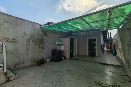 Casa para alugar com 80m², 2 quartos e 2 vagasQuintal