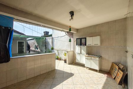 Casa para alugar com 80m², 2 quartos e 2 vagasQuintal
