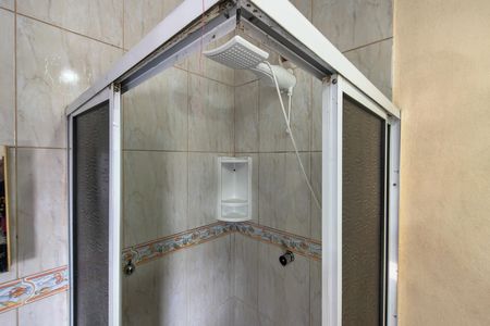 Casa para alugar com 80m², 2 quartos e 2 vagasBanheiro da Suíte 