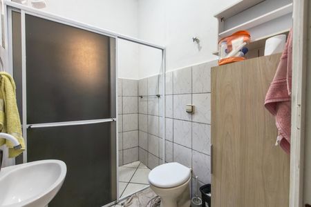 Casa para alugar com 80m², 2 quartos e 2 vagasBanheiro