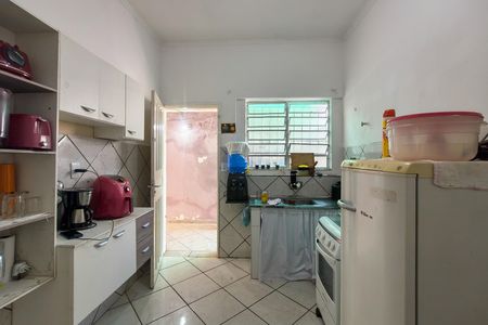 Casa para alugar com 80m², 2 quartos e 2 vagasCozinha