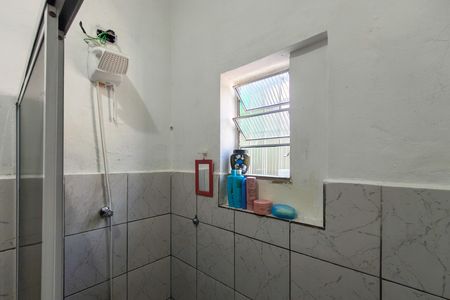 Banheiro  de casa para alugar com 2 quartos, 80m² em Maracanã, Praia Grande