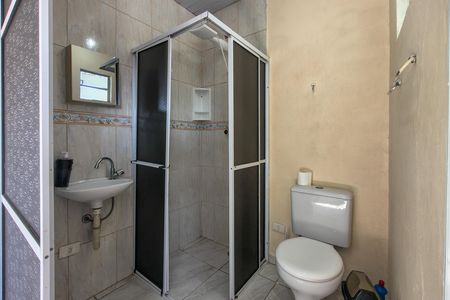 Casa para alugar com 80m², 2 quartos e 2 vagasBanheiro da Suíte 