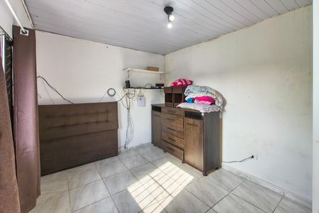 Casa para alugar com 80m², 2 quartos e 2 vagasSuíte