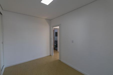 Quarto 1 de apartamento para alugar com 1 quarto, 70m² em Vila Sabrina, São Paulo