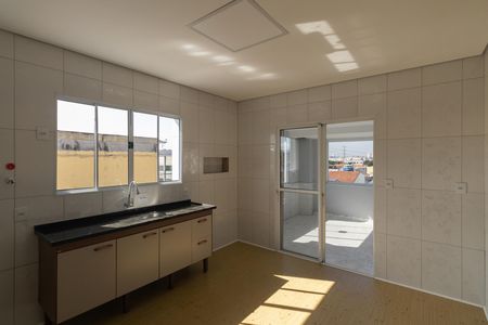 Cozinha de apartamento para alugar com 1 quarto, 70m² em Vila Sabrina, São Paulo