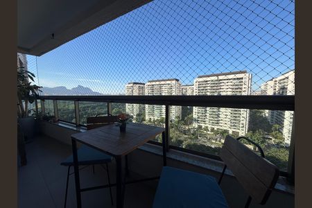 Apartamento para alugar com 90m², 3 quartos e 1 vaga Apartamento para alugar com 90m², 3 quartos e 1 vagaSala - Varanda