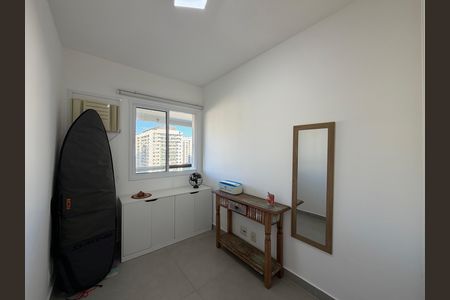 Quarto 1 de apartamento para alugar com 3 quartos, 90m² em Barra Olímpica, Rio de Janeiro