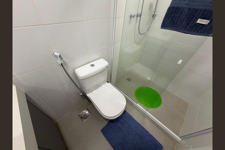 Apartamento para alugar com 90m², 3 quartos e 1 vaga Apartamento para alugar com 90m², 3 quartos e 1 vagaBanheiro social
