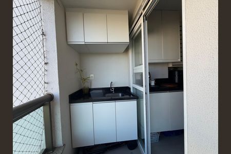 Apartamento para alugar com 90m², 3 quartos e 1 vaga Apartamento para alugar com 90m², 3 quartos e 1 vagaSala - Varanda