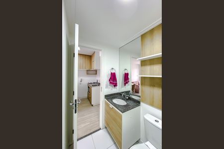 Banheiro de apartamento para alugar com 1 quarto, 32m² em Belenzinho, São Paulo