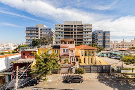 Área externa de casa para alugar com 4 quartos, 330m² em Pompeia, São Paulo