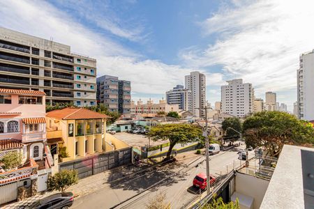 Área externa de casa para alugar com 4 quartos, 330m² em Pompeia, São Paulo
