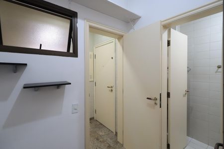 Apartamento à venda com 191m², 4 quartos e 3 vagasQuarto de Serviço