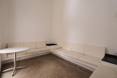 Apartamento à venda com 191m², 4 quartos e 3 vagasÁrea comum - Salão de festas