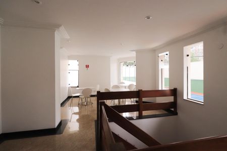 Apartamento à venda com 191m², 4 quartos e 3 vagasÁrea comum - Salão de festas