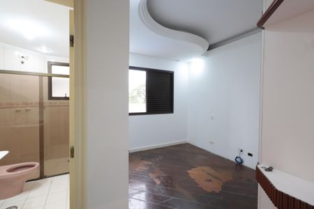 Apartamento à venda com 191m², 4 quartos e 3 vagasQuarto 2 - Suíte