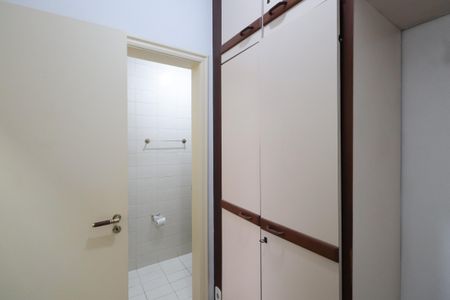 Apartamento à venda com 191m², 4 quartos e 3 vagasQuarto de Serviço