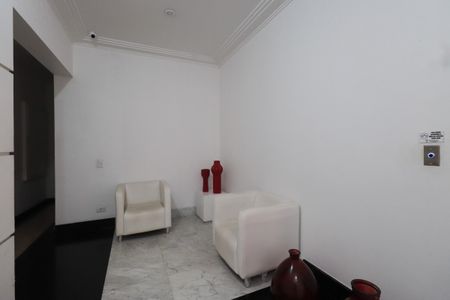 Apartamento à venda com 191m², 4 quartos e 3 vagasHall social