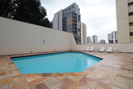 Apartamento à venda com 191m², 4 quartos e 3 vagasÁrea comum - Piscina