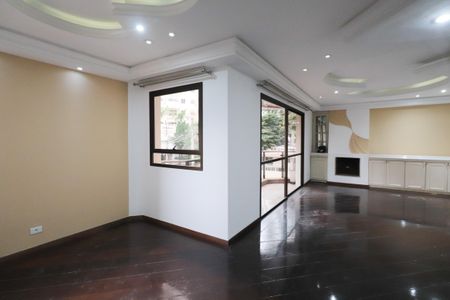 Apartamento à venda com 191m², 4 quartos e 3 vagasSala