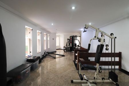 Apartamento à venda com 191m², 4 quartos e 3 vagasÁrea comum - Academia