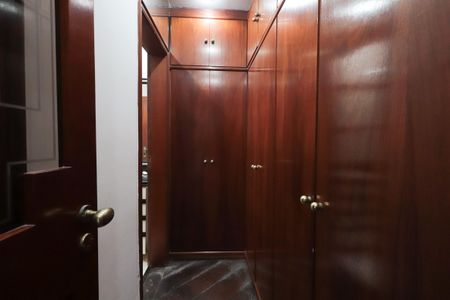 Apartamento à venda com 191m², 4 quartos e 3 vagasCloset da suíte