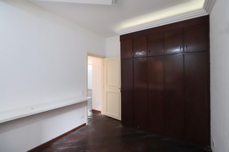Apartamento à venda com 191m², 4 quartos e 3 vagasQuarto 4