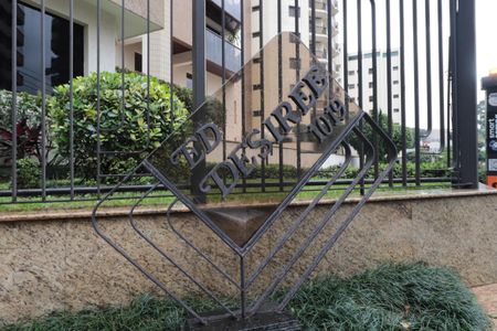 Apartamento à venda com 191m², 4 quartos e 3 vagasFachada