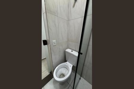 Apartamento à venda com 94m², 2 quartos e 1 vaga Apartamento à venda com 94m², 2 quartos e 1 vagaBanheiro