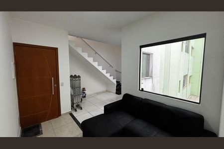 Apartamento à venda com 94m², 2 quartos e 1 vaga Apartamento à venda com 94m², 2 quartos e 1 vagaSala