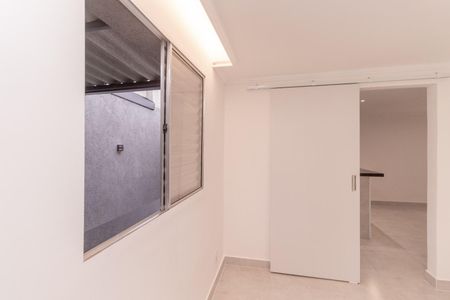 Casa para alugar com 26m², 1 quarto e sem vaga Casa para alugar com 26m², 1 quarto e sem vagaSuíte