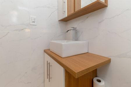 Banheiro da Suíte de casa para alugar com 1 quarto, 26m² em Vila Invernada, São Paulo