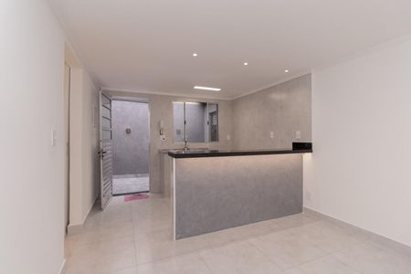 Sala de casa para alugar com 1 quarto, 24m² em Vila Invernada, São Paulo