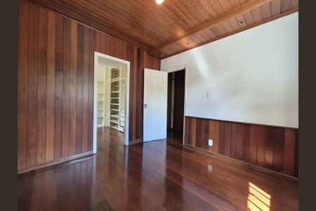 Casa para alugar com 415m², 3 quartos e 3 vagasQuarto