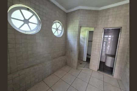 Casa para alugar com 415m², 3 quartos e 3 vagasBanheiro
