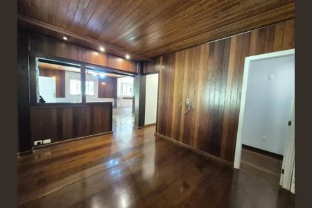 Casa para alugar com 415m², 3 quartos e 3 vagasSala