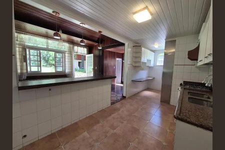 Casa para alugar com 415m², 3 quartos e 3 vagasCozinha
