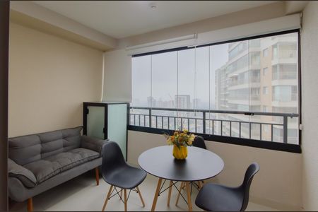 Varanda de kitnet/studio para alugar com 1 quarto, 28m² em Ipiranga, São Paulo