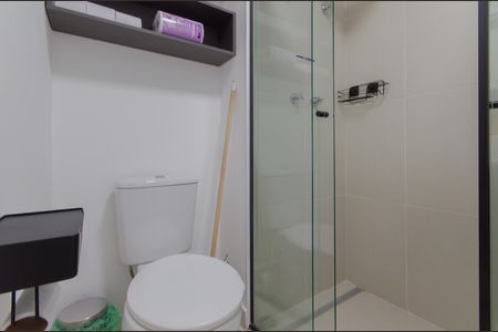 Banheiro de kitnet/studio para alugar com 1 quarto, 28m² em Ipiranga, São Paulo