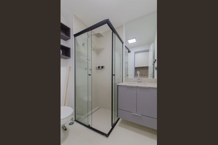 Banheiro de kitnet/studio para alugar com 1 quarto, 28m² em Ipiranga, São Paulo