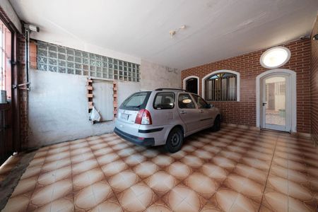 Casa à venda com 403m², 4 quartos e 4 vagasGaragem