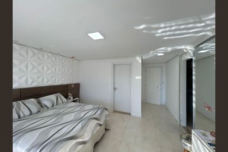 Casa à venda com 216m², 3 quartos e 4 vagasSuite 1