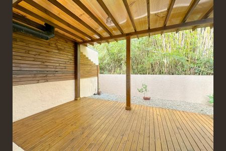 Casa para alugar com 100m², 2 quartos e 1 vagaÁrea gourmet