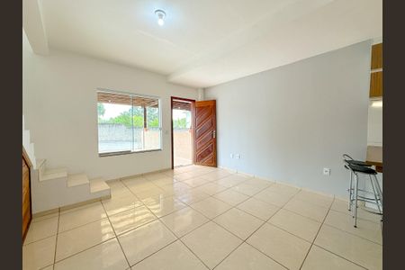 Casa para alugar com 100m², 2 quartos e 1 vagaSala de TV